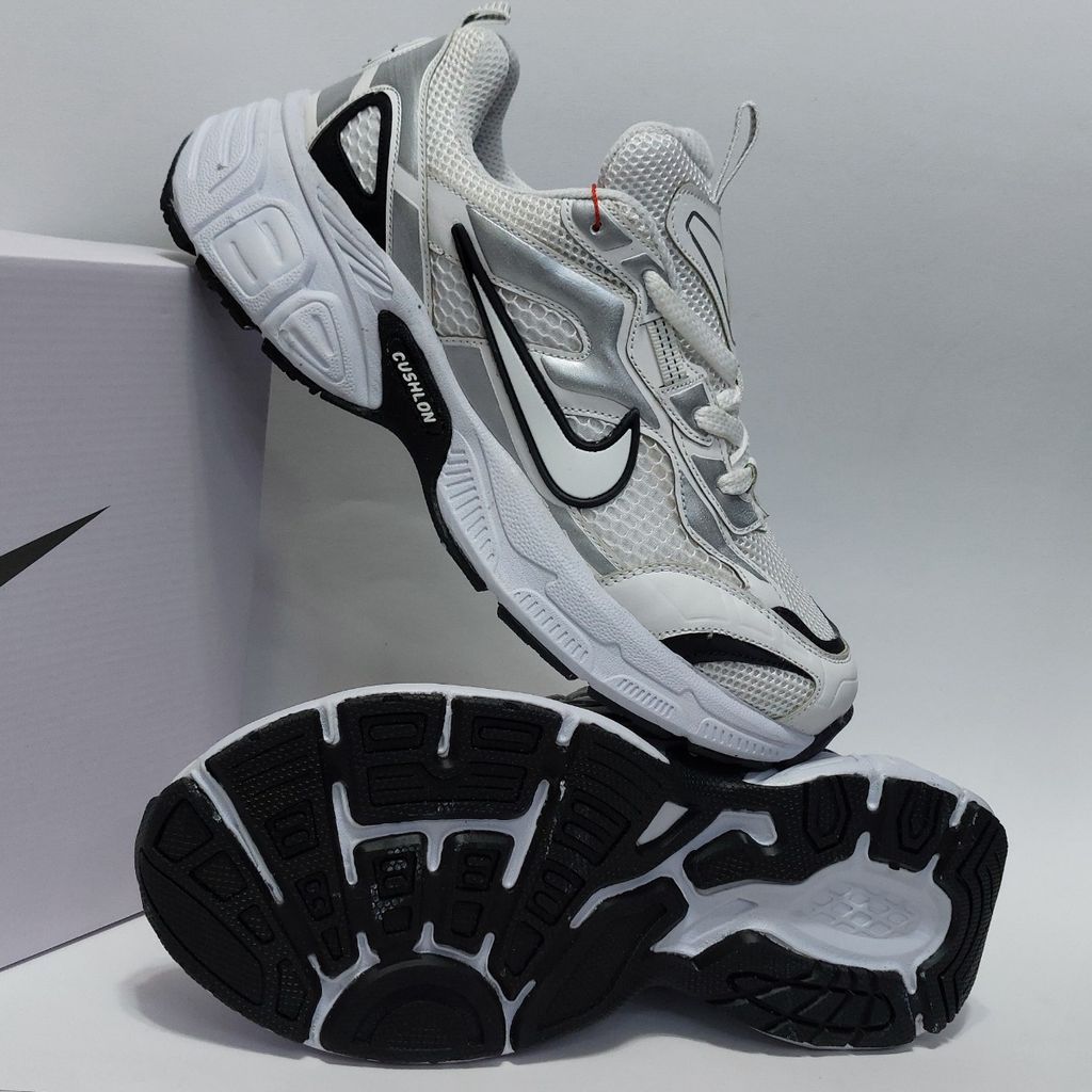 خرید آنلاین کتانی نایک وی فایو کی جدید nike v5k ترندشده