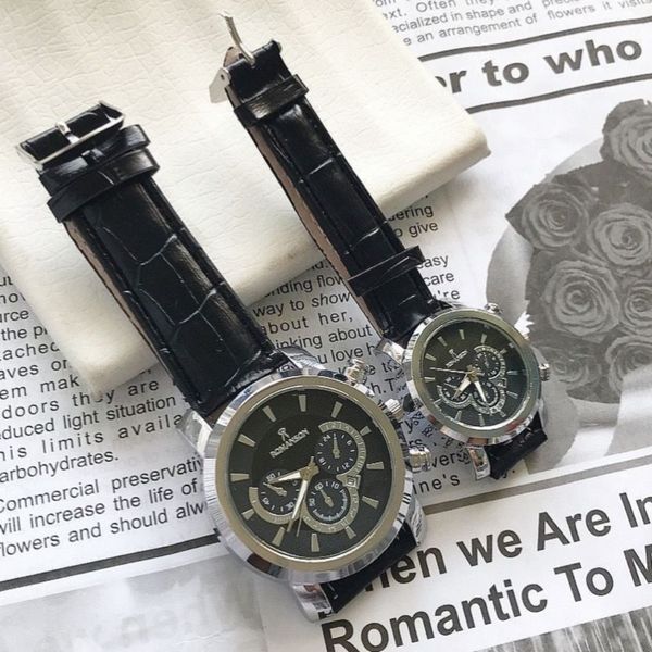 ساعت رومانسون بندچرمی مشکی قاب نقره‌ای