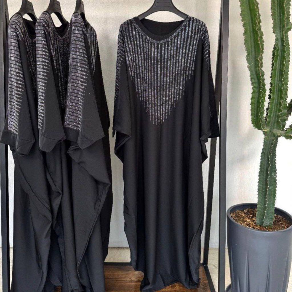 خرید انلاین عبایی طرح ریحانا