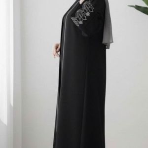 مشخصات مانتو عبایی جیران