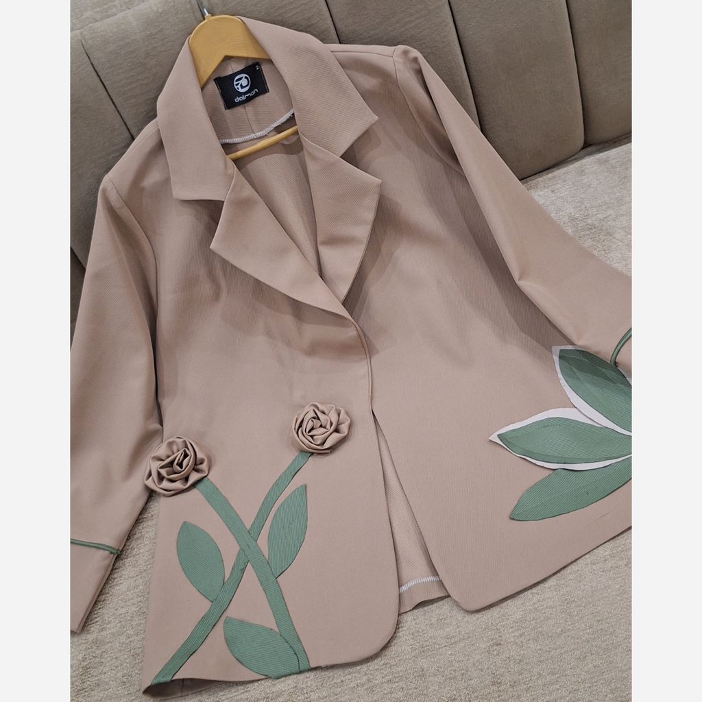 مشخصات مانتو کتی مزونی مدل آسو کرم