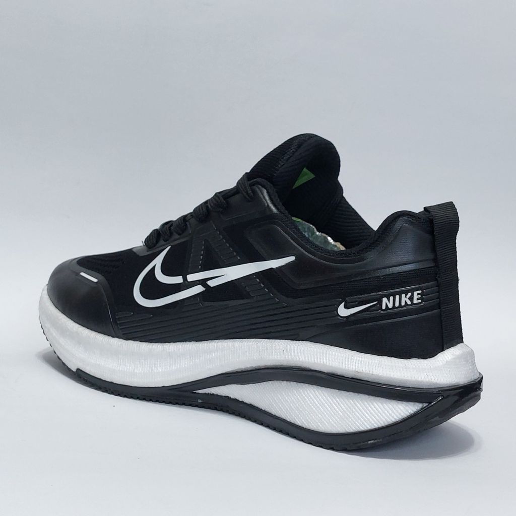 فروش اینترنتی کتانی نایک زوم رونیکس مشکی Nike zoom ronix