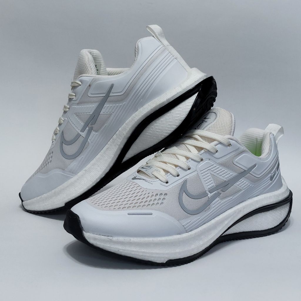 قیمت کتانی نایک زوم رونیکس سفید Nike zoom ronix