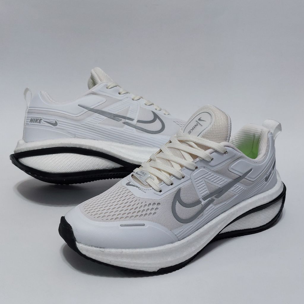 مشخصات کتانی نایک زوم رونیکس سفید Nike zoom ronix