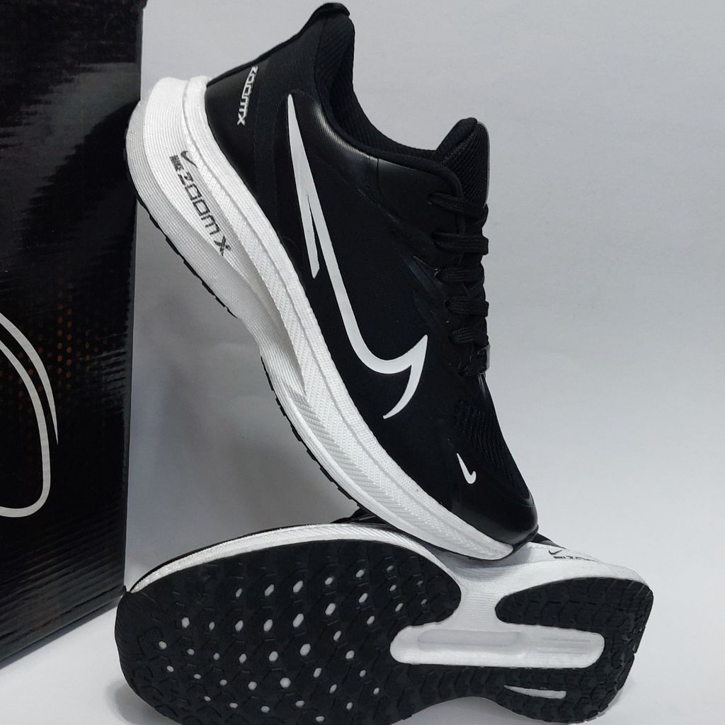 مشخصات کتانی نایک زوم ایکس 0019 Nike Zoomx مشکی