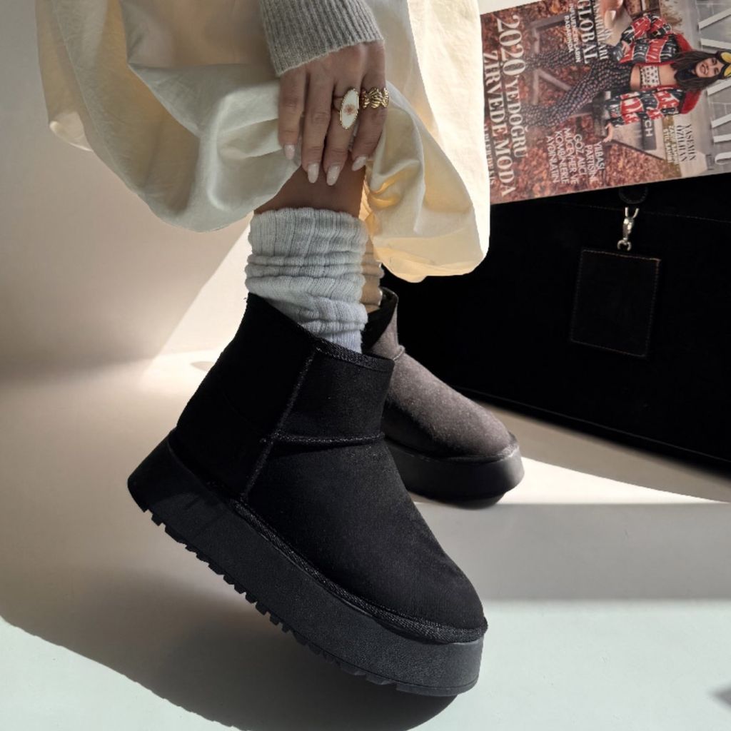 خرید آنلاین نیم بوت UGG ULTRA MINI کد 141110