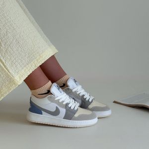فروش اینترنتی کتونی NIKE JORDAN کد 141047