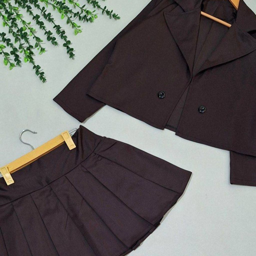 خرید انلاین کت و دامن پینترستی شروین