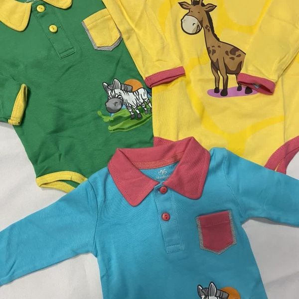 زیردکمه ای  آستین دار نوزادی  a