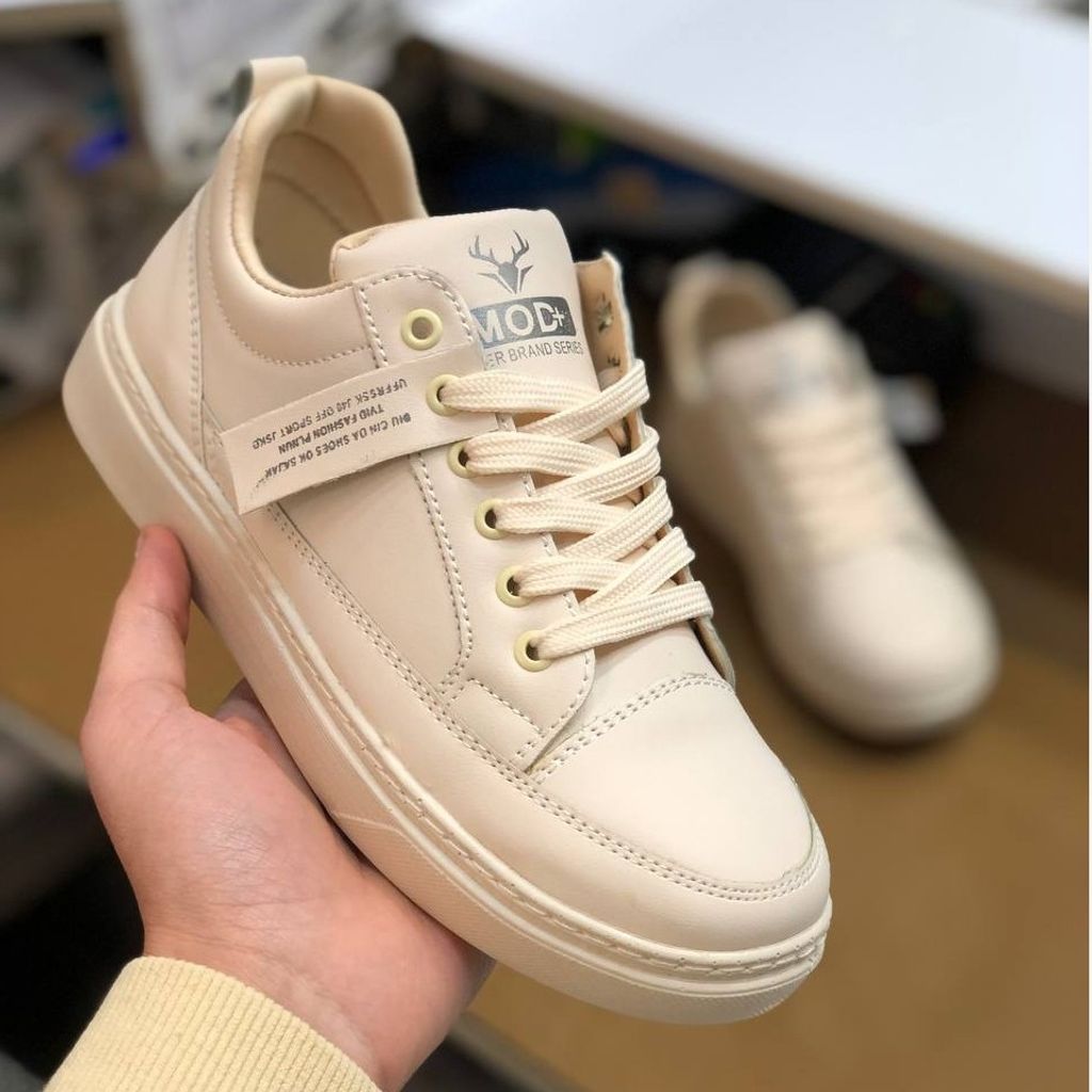 فروش اینترنتی کفش ونس کرم زنانه دور دوخت زئوس