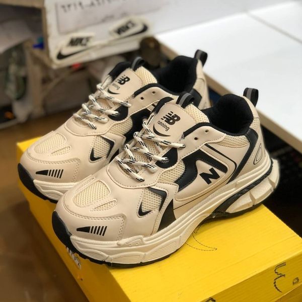 کفش نیوبالانس لژدار 990 رنگ کرم مشکی