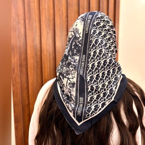 مینی اسکارف بهاره دیور