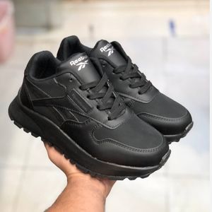 خرید اینترنتی کفش ریبوک چرم زنانه رنگ مشکی 