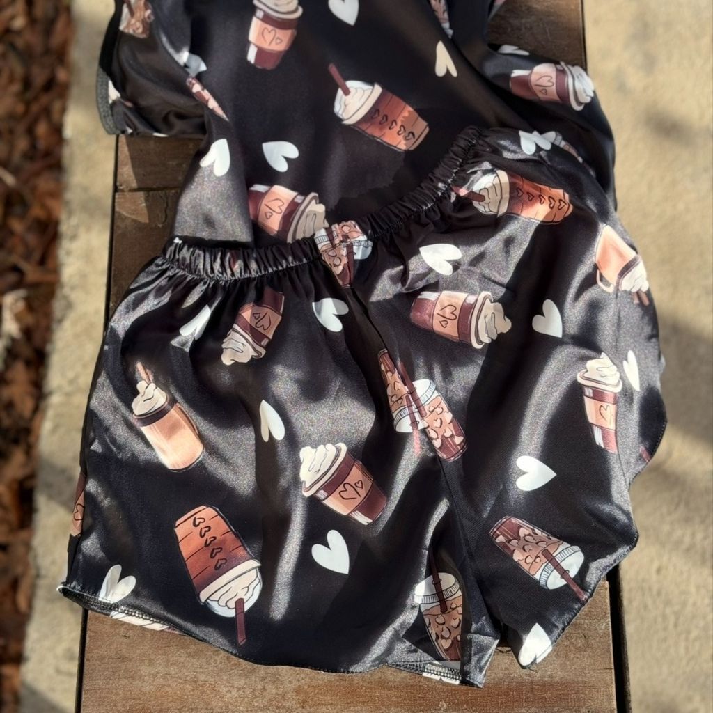 قیمت ارزان تاپ و شلوارک ساتن طرحدار