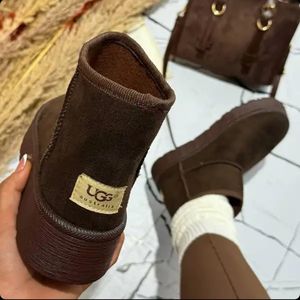 فروش اینترنتی نیم بوت زنانه UGG اگ بلند کد 017