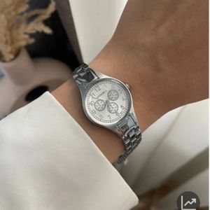 ساعت زنانه هانگری طرح سه موتوره برند: HONGRUI