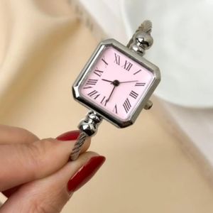 ساعت مچی زنانه بنگل ترند سال