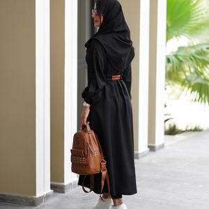 فروش اینترنتی مانتو دانشجویی بلند دوکمربندی
