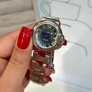 ساعت مچی زنانه طرح کارتیر بالن بلو صفحه مشکی تقویم دار