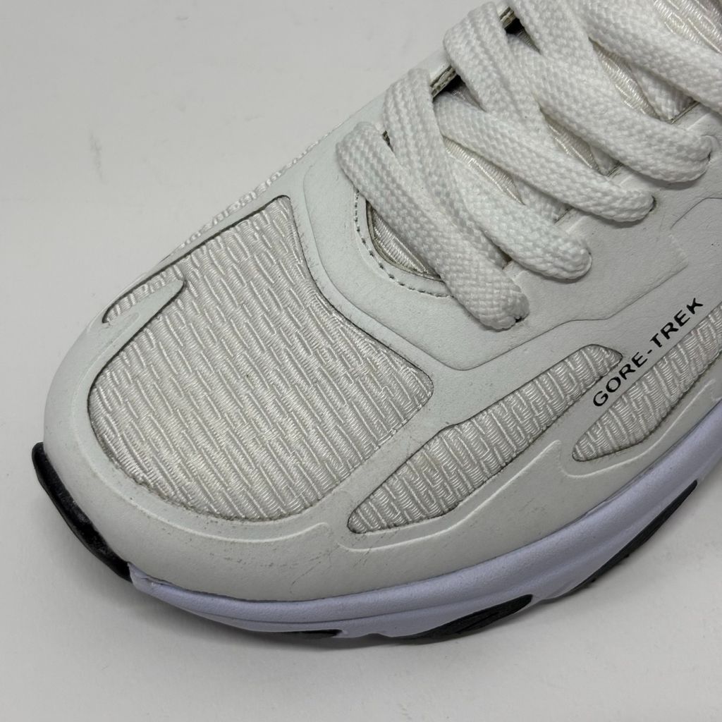 مشخصات کتونی زنانه مدل ویکو رنگ سفید مشکی