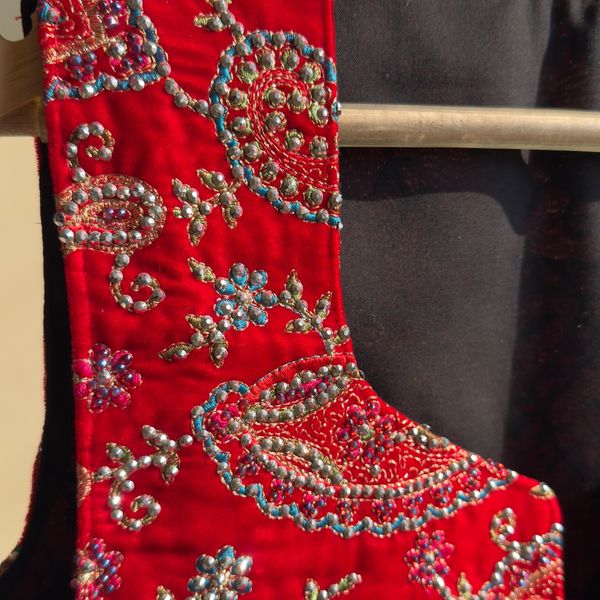 وست زنانه ژادین