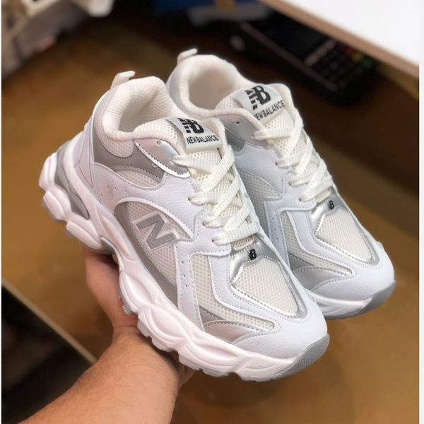 کفش نیوبالانس 9040 زنانه رنگ سفید طوسی