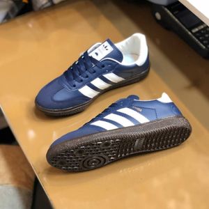 خرید اینترنتی کفش ادیداس سامبا زنانه رنگ سورمه ای