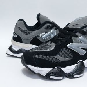 مشخصات کتانی نیوبالانس 9060 پرطرفدار و همیشه ترند New balance
