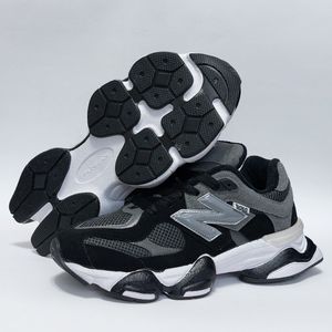 مشخصات کتانی نیوبالانس 9060 پرطرفدار و همیشه ترند New balance