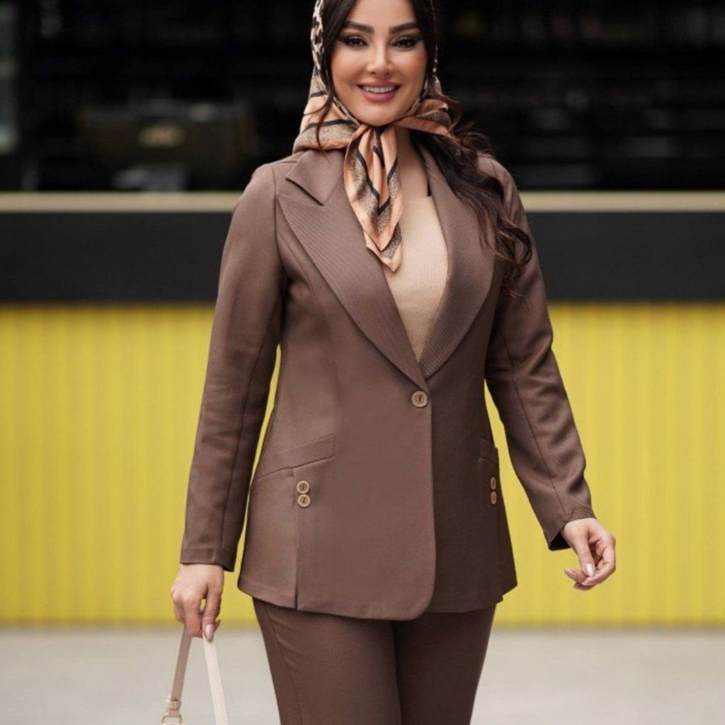 مشخصات کت شلوار عیدانه مدل دریا