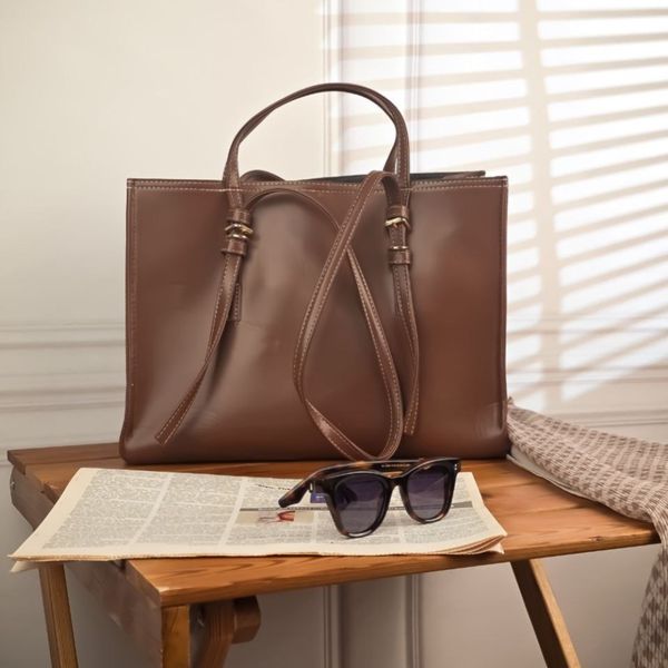 کیف دوشی و دستی بارتا