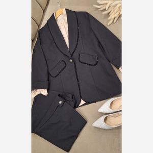 خرید انلاین کت شلوار کریستال دوزی آریسا مشکی