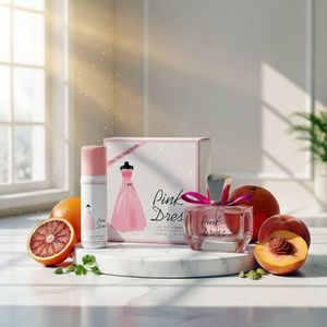 خرید اینترنتی عطر اصل اماراتی اقتصادی زنانه لباس صورتی فراگرنس ورد بهمراه اسپری رایگان