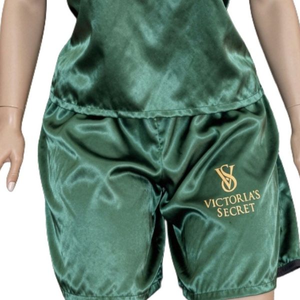 تاپ و شلوارک ساتن