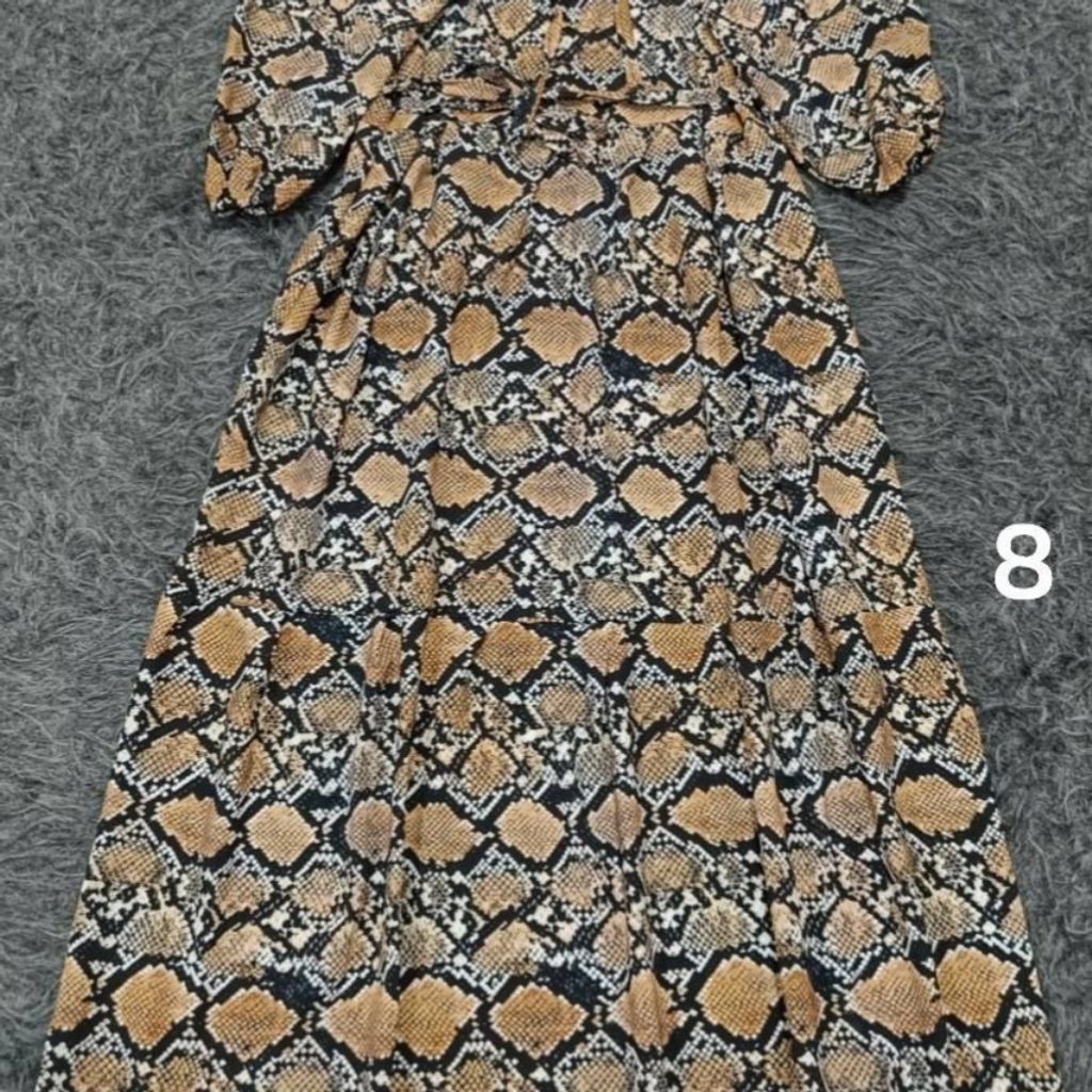 مشخصات ساحلی پلنگی شیک