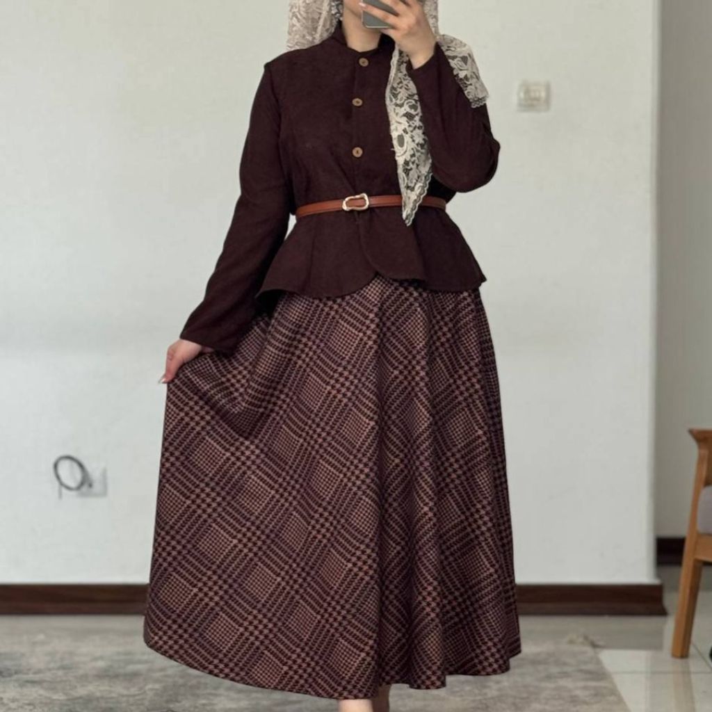 فروش اینترنتی ست کت دامن مزونی ربا