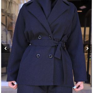 کت شلوار ایسان