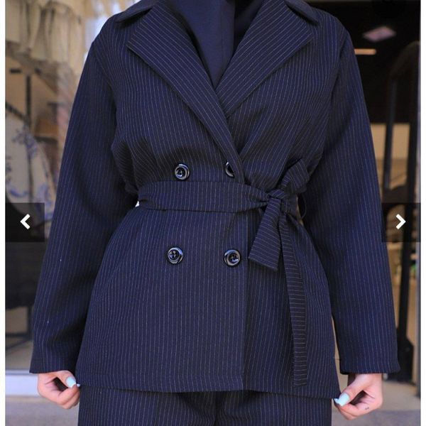 کت شلوار ایسان