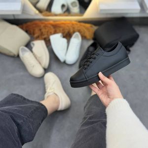 خرید انلاین کفش ونس اسپرت