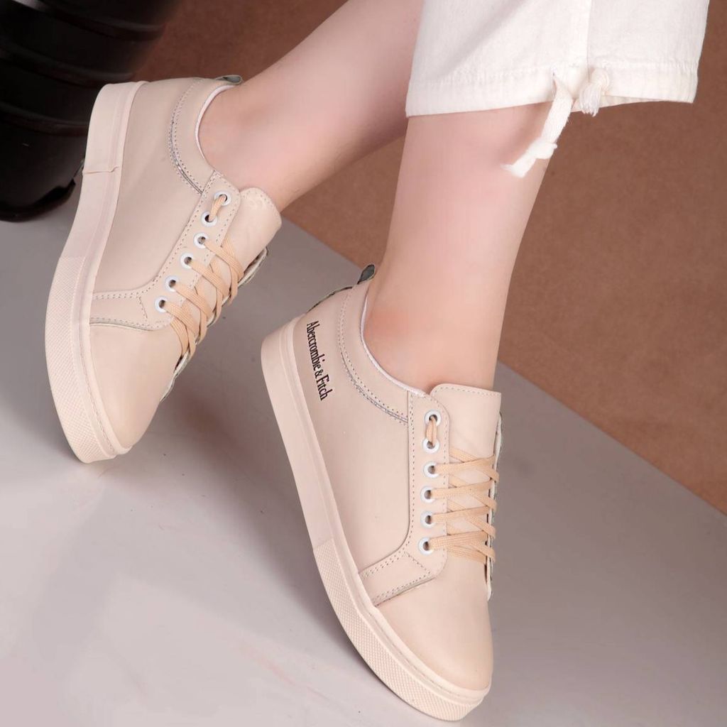 خرید آنلاین کفش اسپرت چرم زنانه