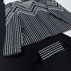 فروش اینترنتی سارافون و کت زنانه