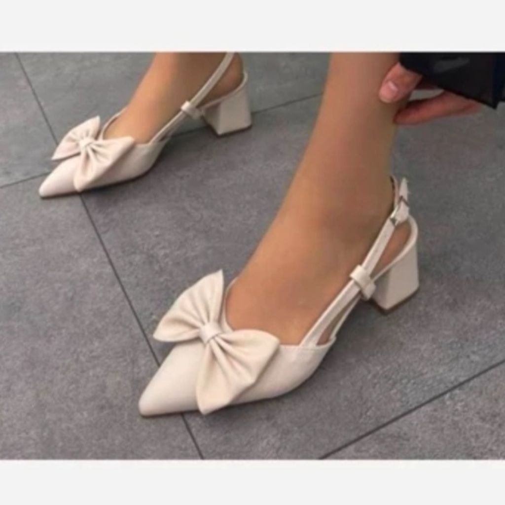 قیمت کفش مجلسی زنانه پاخور عالی شیک( ارسال بعد از 5 الی 6 روز)