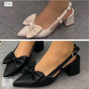 کفش مجلسی زنانه پاخور عالی شیک 37 تا 41( ارسال بعد از 5 الی 6 روز)