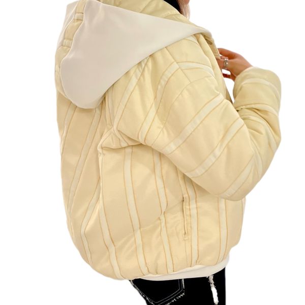 بامبرجکت کلاهدار با پارچه ژاکارد ترک