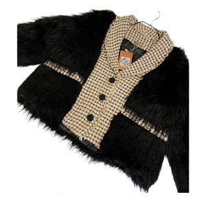 خرید انلاین کت کوتاه ترکیب پارچه خز و شنل