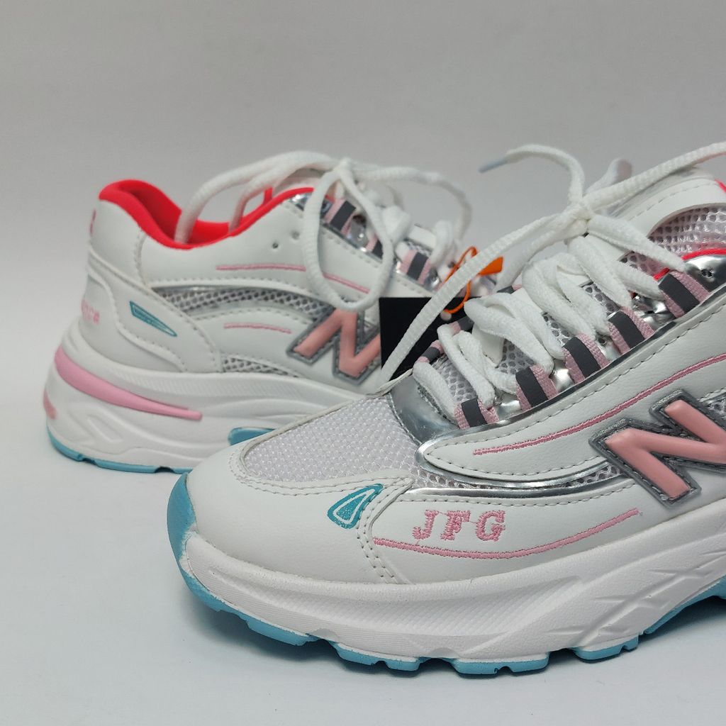 قیمت کتانی نیوبالانس 1000 New balance