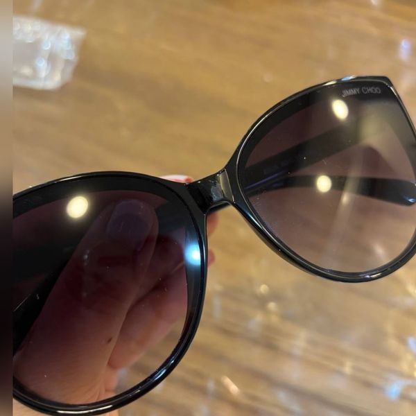 عینک آفتابی بغل شاین