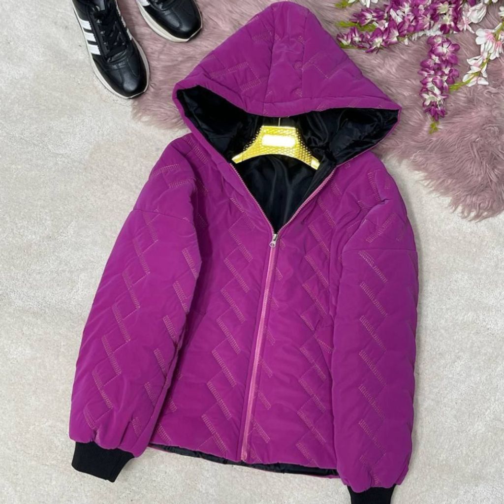 فروش اینترنتی کاپشن زنانه و دخترانه طرح سیلیکونی