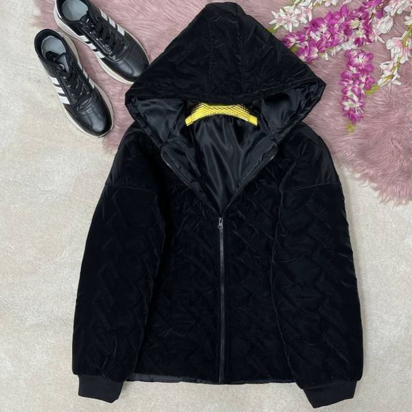 کاپشن زنانه و دخترانه طرح سیلیکونی