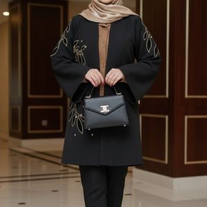 قیمت مانتو مجلسی گلدوزی مدل سارین